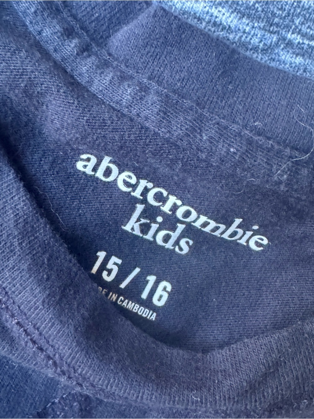 Boys A&F size 15/16 tshirt LOT - Picture 4 of 5
